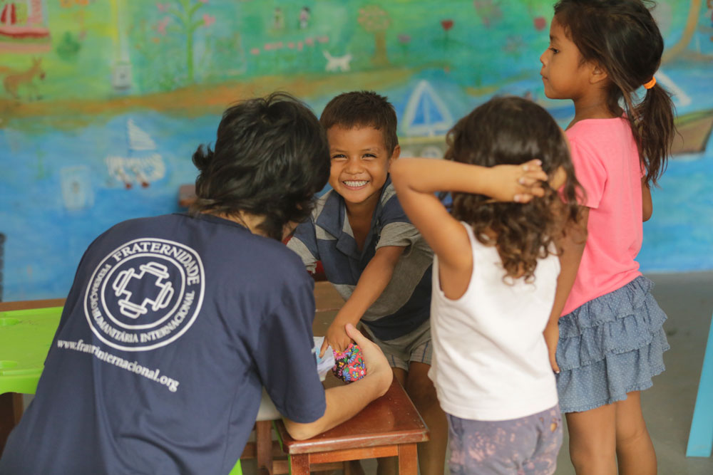 Formação sobre os Requisitos Mínimos de Educação - para Atores Humanitários do Brasil