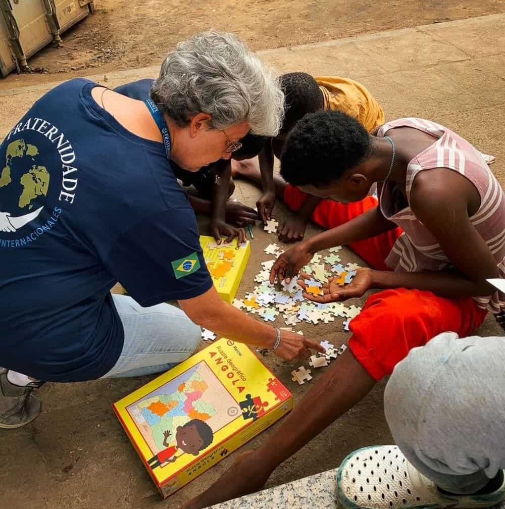 Arte-Educação na Missão Angola Humanitária